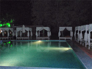 Ночь Гранд отель Варна 5* бассейн.Курорт Святой Константин и Елена.